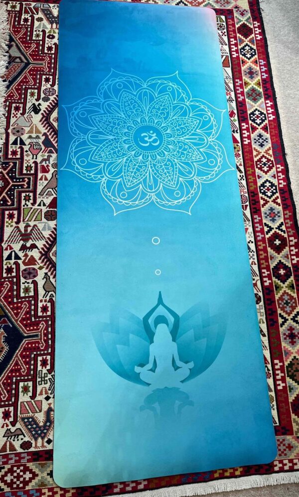 AUM YOGA MAT