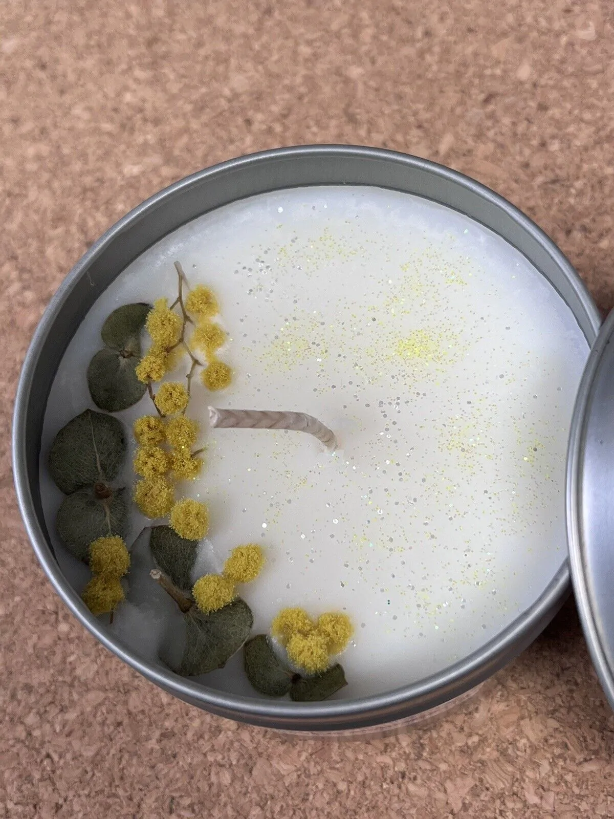 HANDMADE VEGAN  COCONUT  & SANDALWOOD CANDLE - Image 2